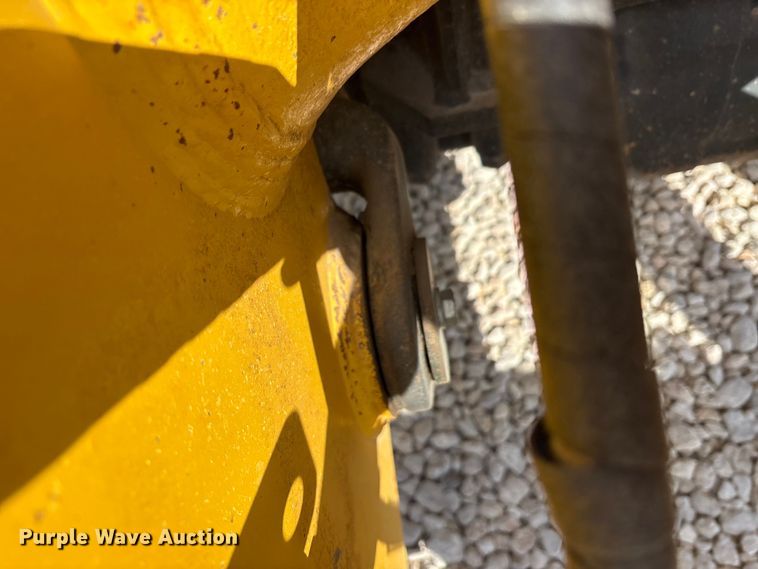 image for item YA2894 2023 Komatsu WA320-8 wheel loader