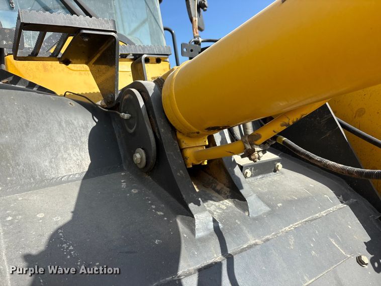 image for item YA2894 2023 Komatsu WA320-8 wheel loader