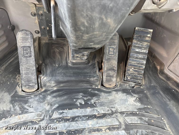 image for item YA2894 2023 Komatsu WA320-8 wheel loader