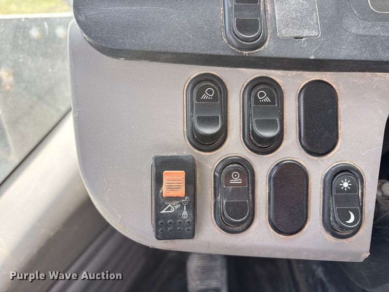 image for item YA2894 2023 Komatsu WA320-8 wheel loader