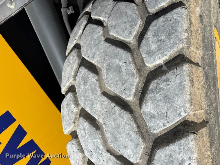 image for item YA2894 2023 Komatsu WA320-8 wheel loader