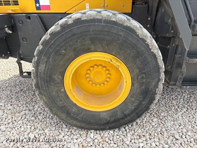 image for item YA2894 2023 Komatsu WA320-8 wheel loader