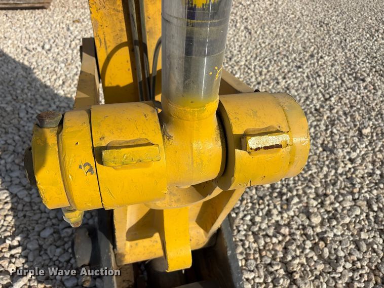 image for item YA2895 2022 Komatsu PC210LC-11 excavator