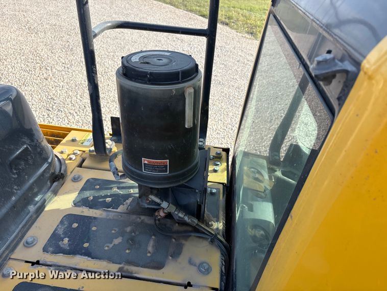 image for item YA2895 2022 Komatsu PC210LC-11 excavator