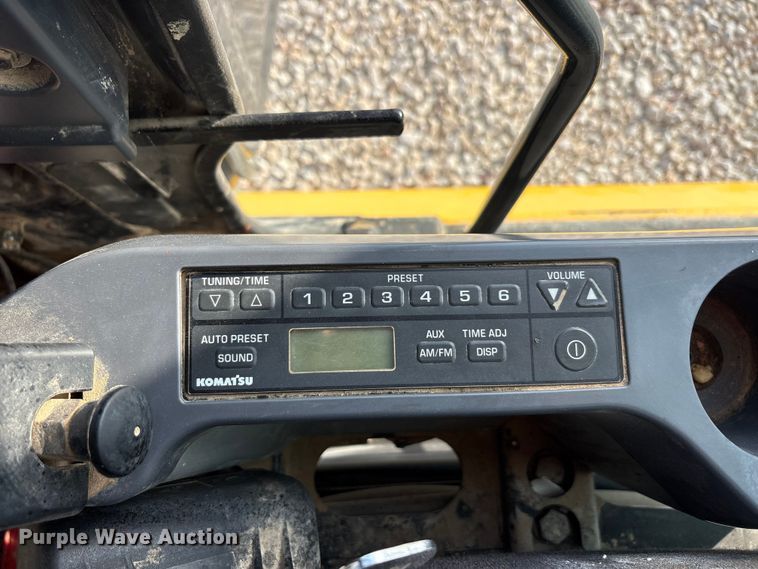 image for item YA2895 2022 Komatsu PC210LC-11 excavator