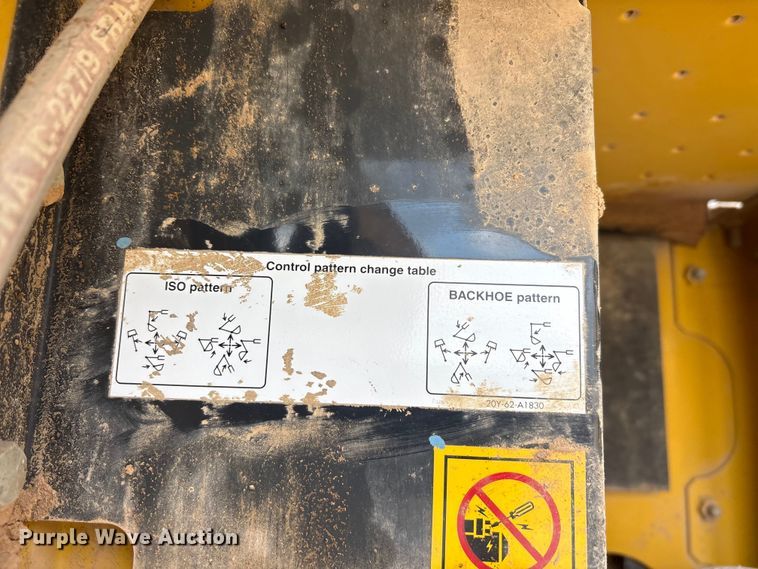 image for item YA2895 2022 Komatsu PC210LC-11 excavator