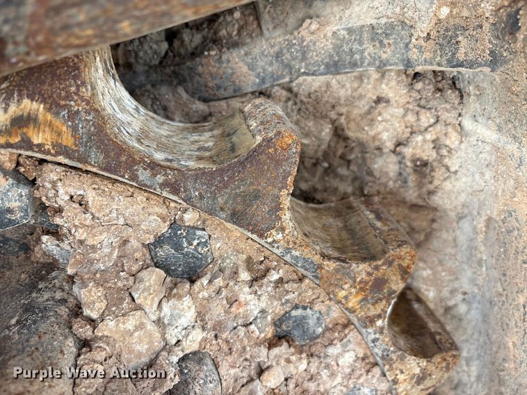 image for item YA2895 2022 Komatsu PC210LC-11 excavator