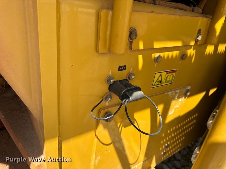 image for item YA2899 2012 Caterpillar CP54B single drum vibratory roller