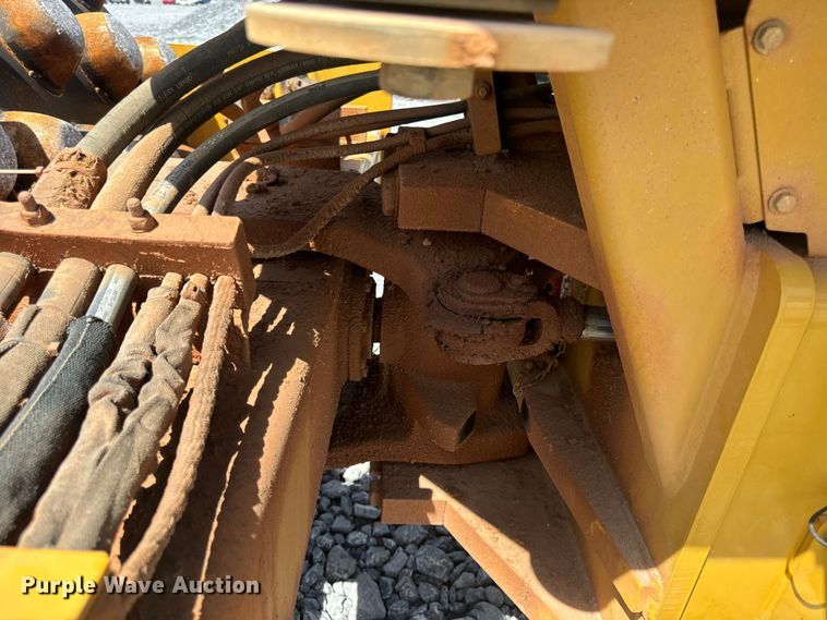 image for item YA2899 2012 Caterpillar CP54B single drum vibratory roller