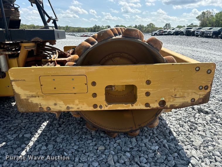 image for item YA2899 2012 Caterpillar CP54B single drum vibratory roller