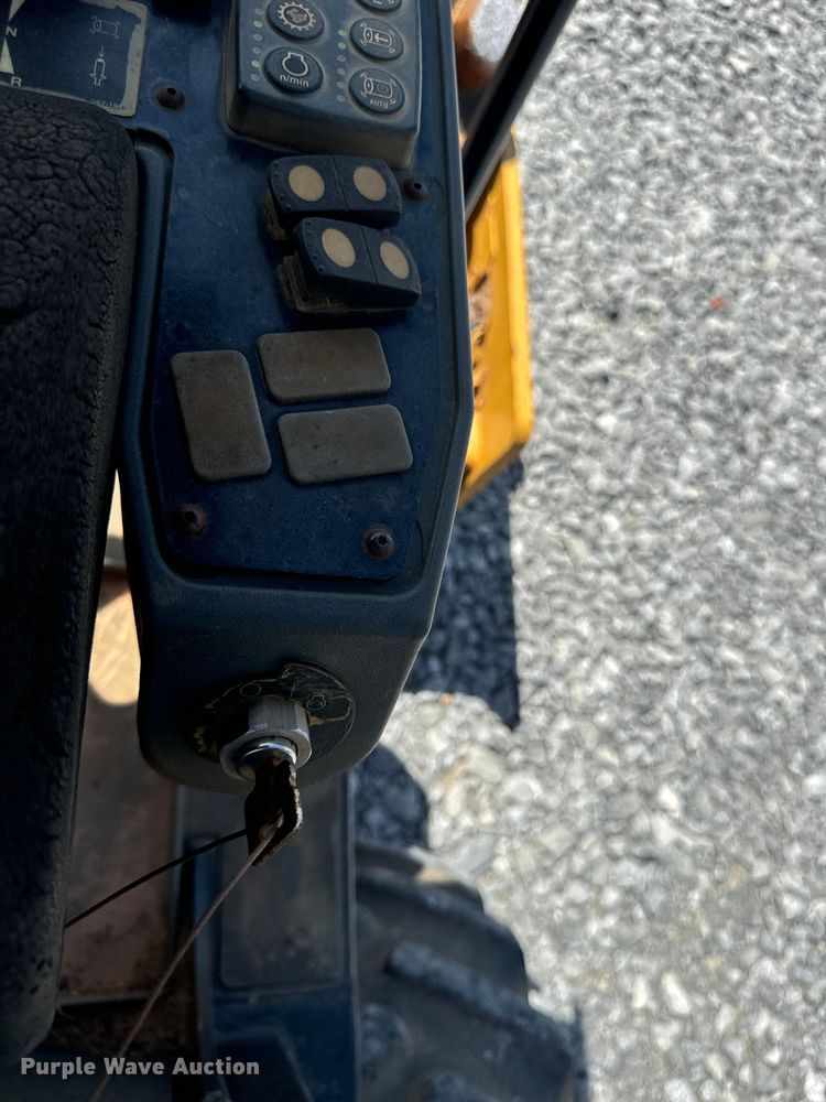 image for item YA2899 2012 Caterpillar CP54B single drum vibratory roller