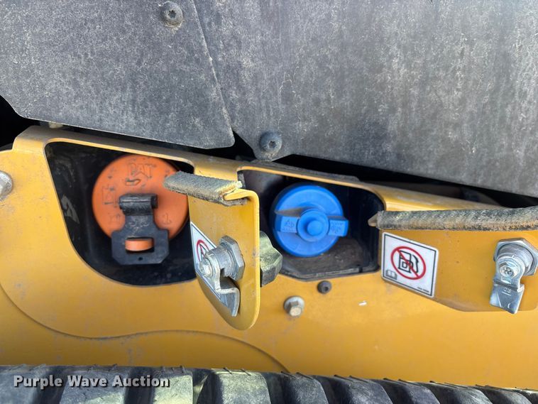 image for item YA2909 2024 Caterpillar 299D3 XE tracked skid steer loader