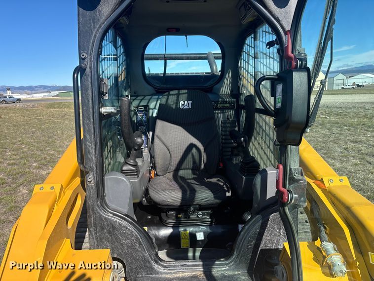 image for item YA2909 2024 Caterpillar 299D3 XE tracked skid steer loader