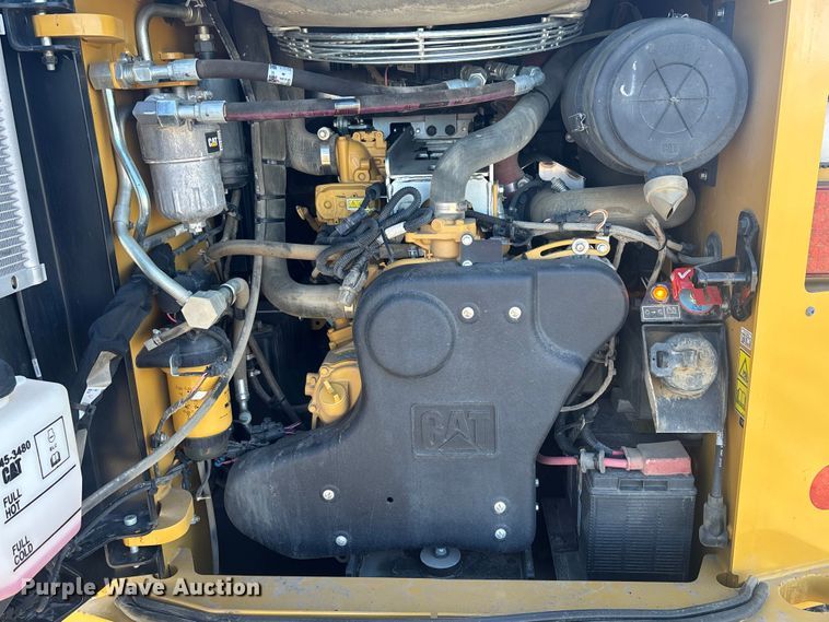 image for item YA2909 2024 Caterpillar 299D3 XE tracked skid steer loader
