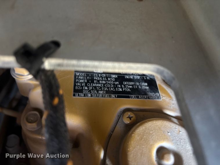 image for item YA2909 2024 Caterpillar 299D3 XE tracked skid steer loader