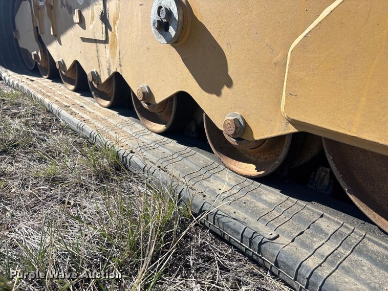 image for item YA2909 2024 Caterpillar 299D3 XE tracked skid steer loader