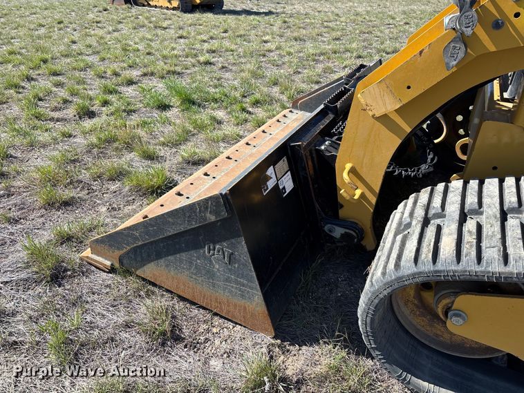 image for item YA2910 2024 Caterpillar 299D3 XE tracked skid steer loader