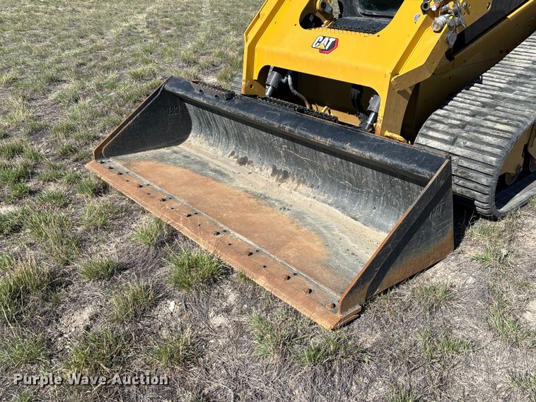 image for item YA2910 2024 Caterpillar 299D3 XE tracked skid steer loader