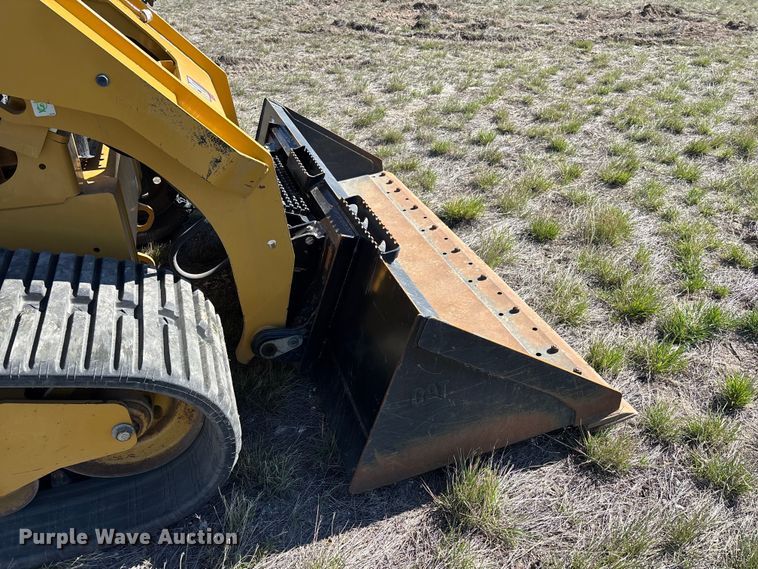 image for item YA2910 2024 Caterpillar 299D3 XE tracked skid steer loader