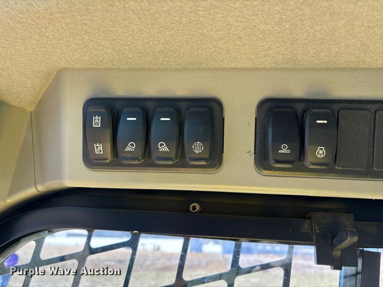 image for item YA2910 2024 Caterpillar 299D3 XE tracked skid steer loader