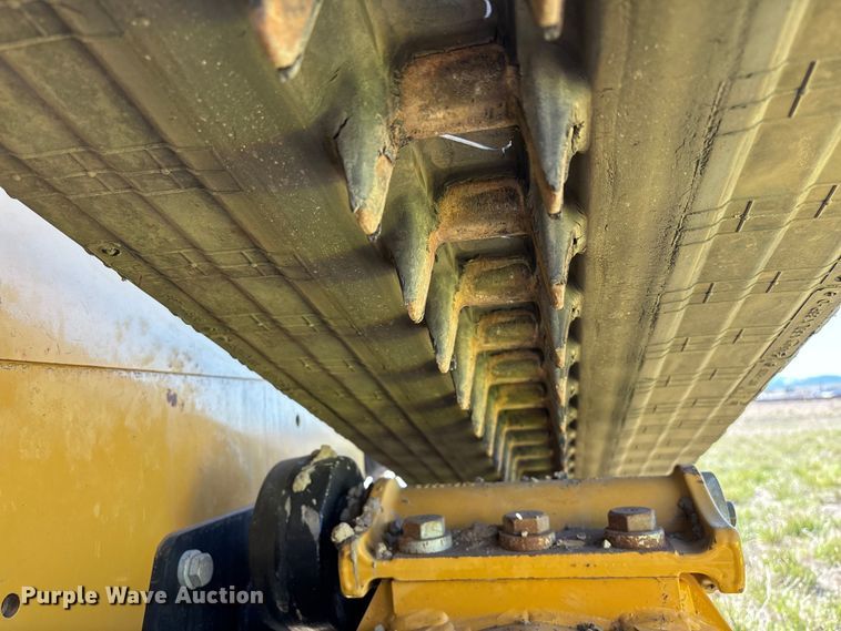 image for item YA2910 2024 Caterpillar 299D3 XE tracked skid steer loader