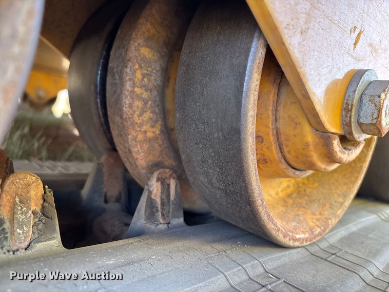 image for item YA2910 2024 Caterpillar 299D3 XE tracked skid steer loader