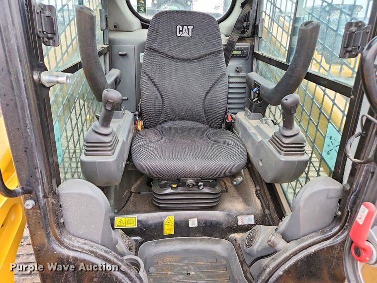 image for item YA2911 2023 Caterpillar 289D3 tracked skid steer loader