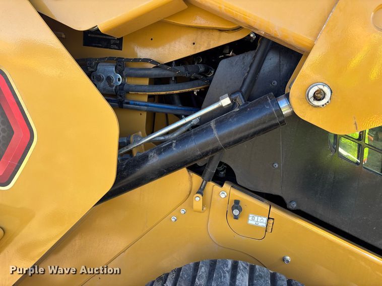 image for item YA2911 2024 Caterpillar 289D3 tracked skid steer loader