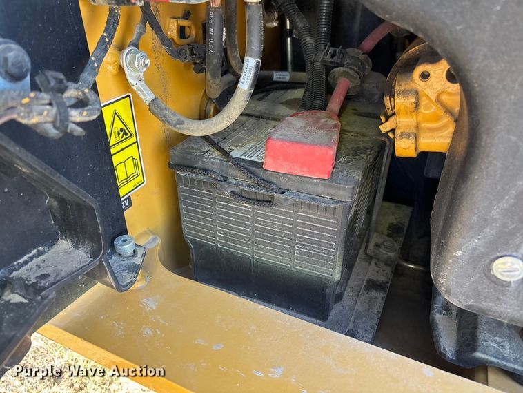 image for item YA2911 2024 Caterpillar 289D3 tracked skid steer loader