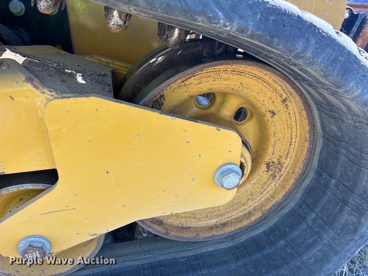 image for item YA2911 2024 Caterpillar 289D3 tracked skid steer loader