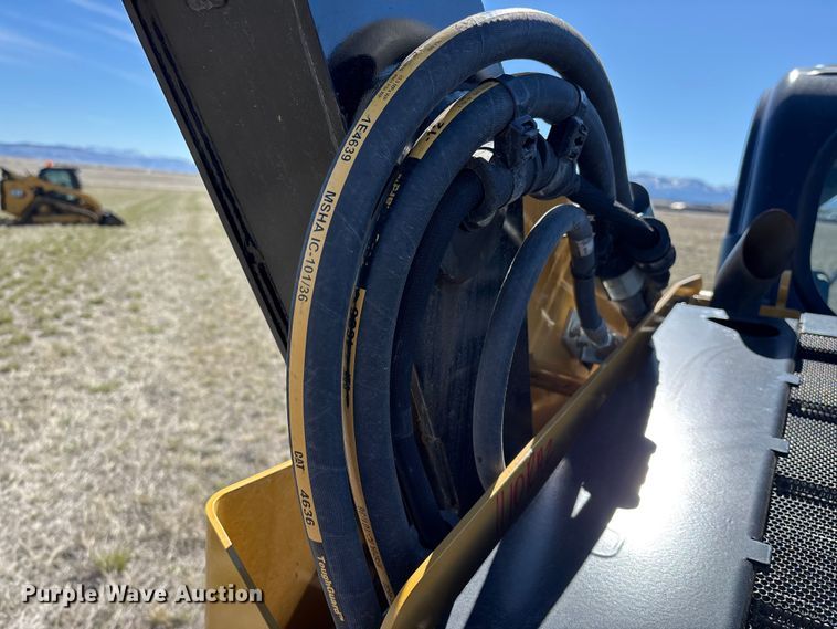 image for item YA2913 2024 Caterpillar 289D3 tracked skid steer loader