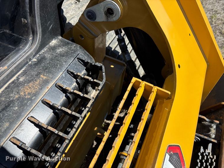 image for item YA2913 2024 Caterpillar 289D3 tracked skid steer loader