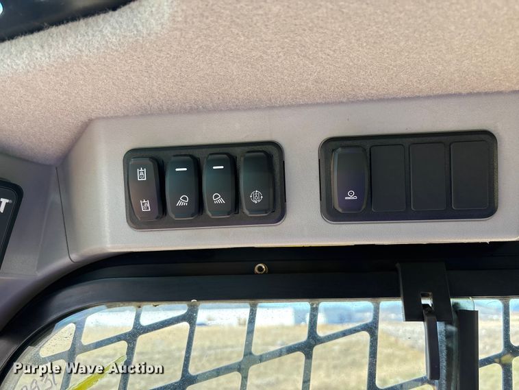 image for item YA2913 2024 Caterpillar 289D3 tracked skid steer loader