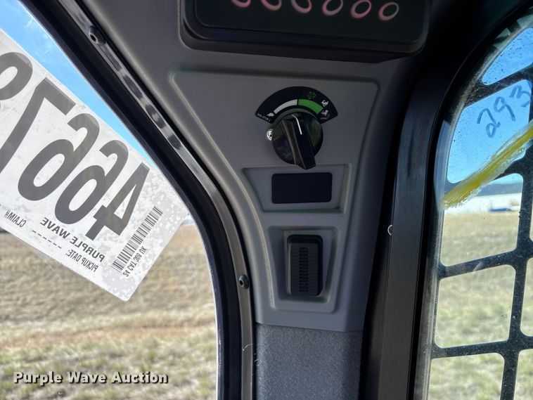 image for item YA2913 2024 Caterpillar 289D3 tracked skid steer loader