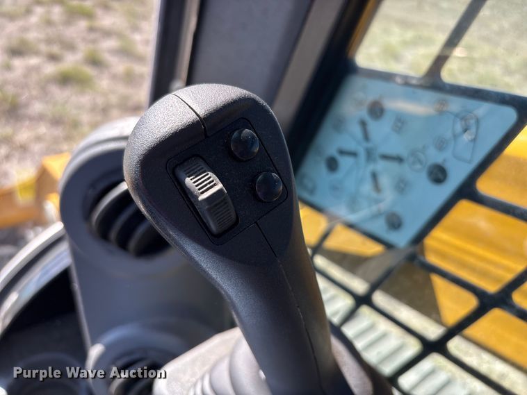 image for item YA2913 2024 Caterpillar 289D3 tracked skid steer loader