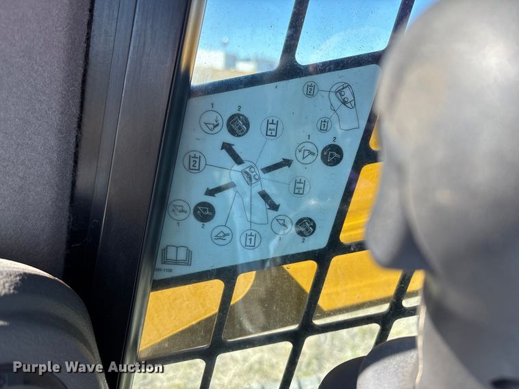 image for item YA2913 2024 Caterpillar 289D3 tracked skid steer loader