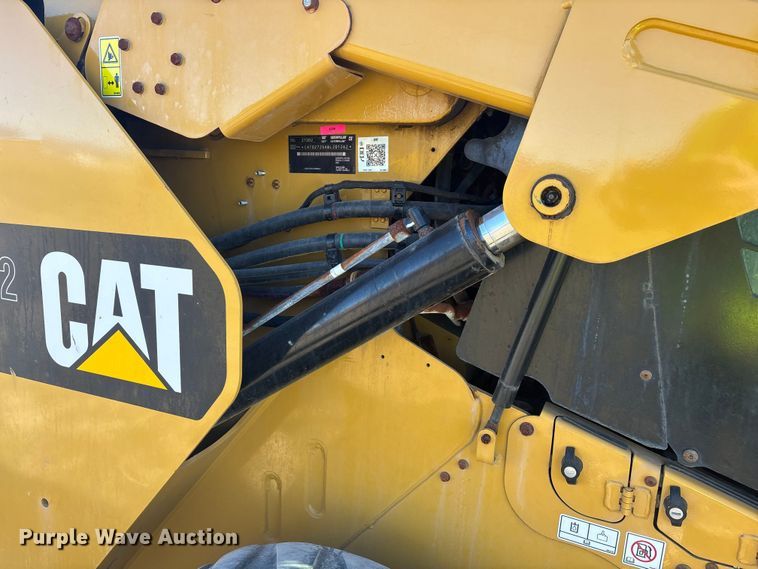 image for item YA2914 2019 Caterpillar 272D2 skid steer loader