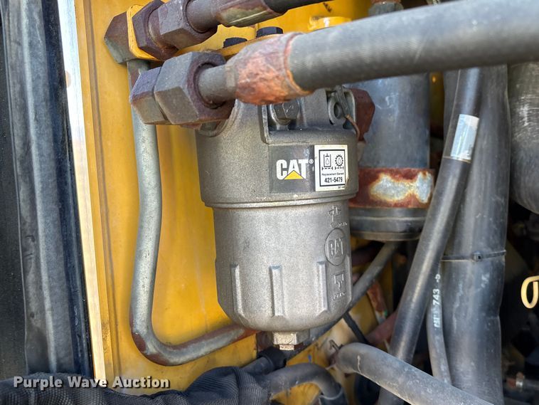 image for item YA2914 2019 Caterpillar 272D2 skid steer loader