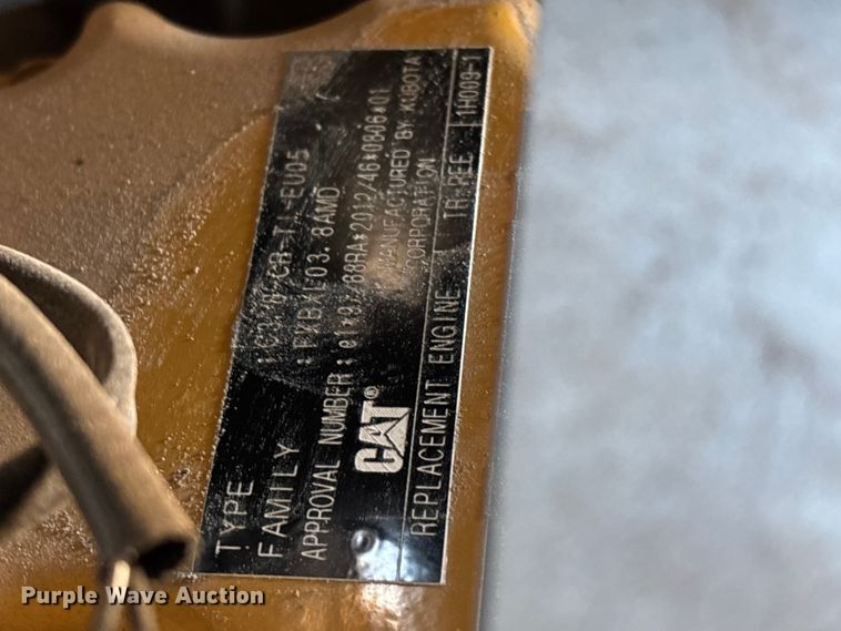image for item YA2914 2019 Caterpillar 272D2 skid steer loader