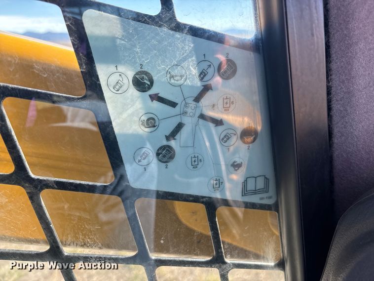 image for item YA2915 2024 Caterpillar 289D3 tracked skid steer loader