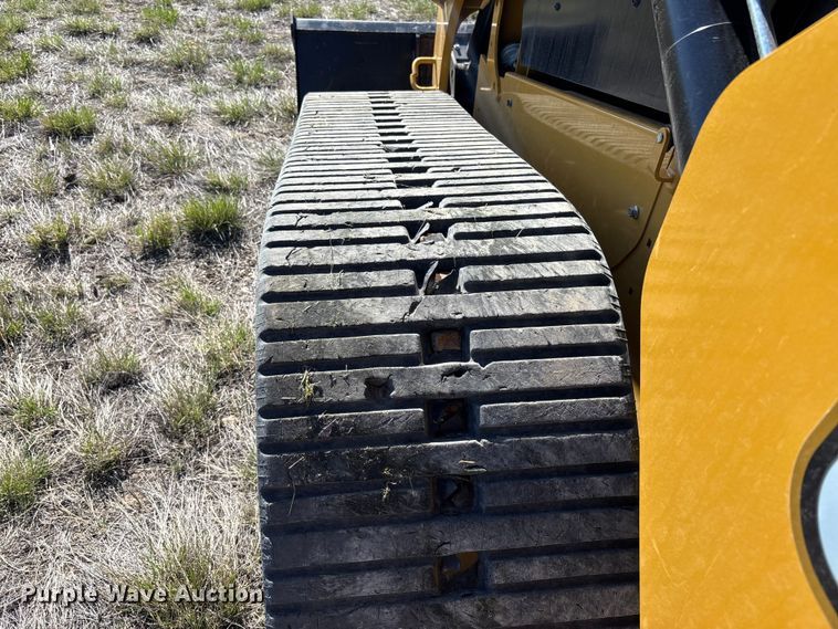 image for item YA2915 2024 Caterpillar 289D3 tracked skid steer loader