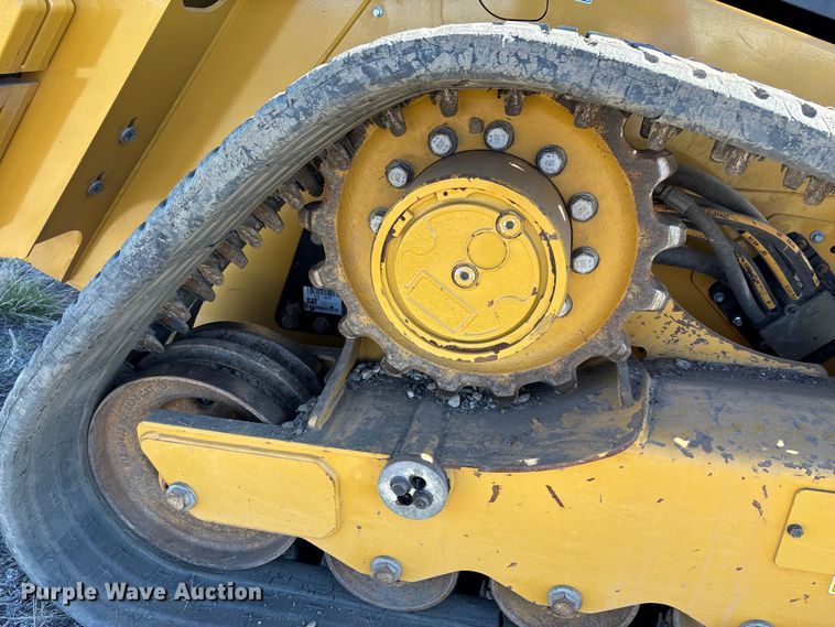 image for item YA2915 2024 Caterpillar 289D3 tracked skid steer loader
