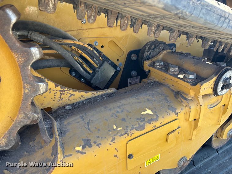 image for item YA2915 2024 Caterpillar 289D3 tracked skid steer loader