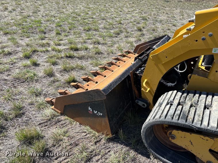 image for item YA2916 2024 Caterpillar 289D3 tracked skid steer loader