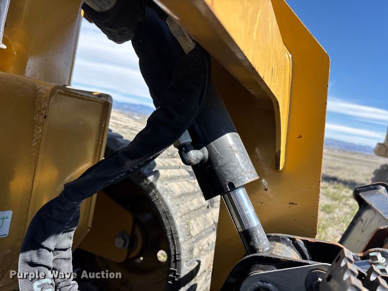 image for item YA2916 2024 Caterpillar 289D3 tracked skid steer loader