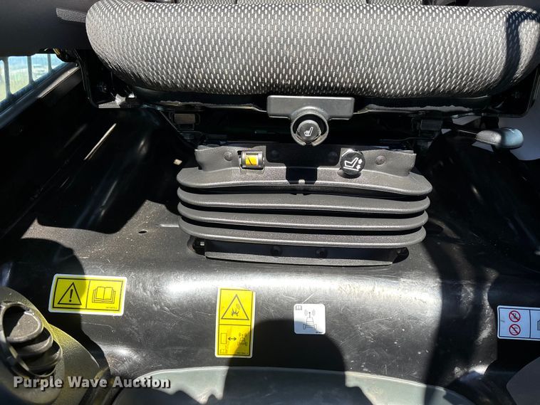 image for item YA2916 2024 Caterpillar 289D3 tracked skid steer loader