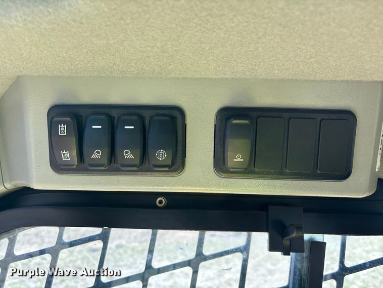 image for item YA2916 2024 Caterpillar 289D3 tracked skid steer loader