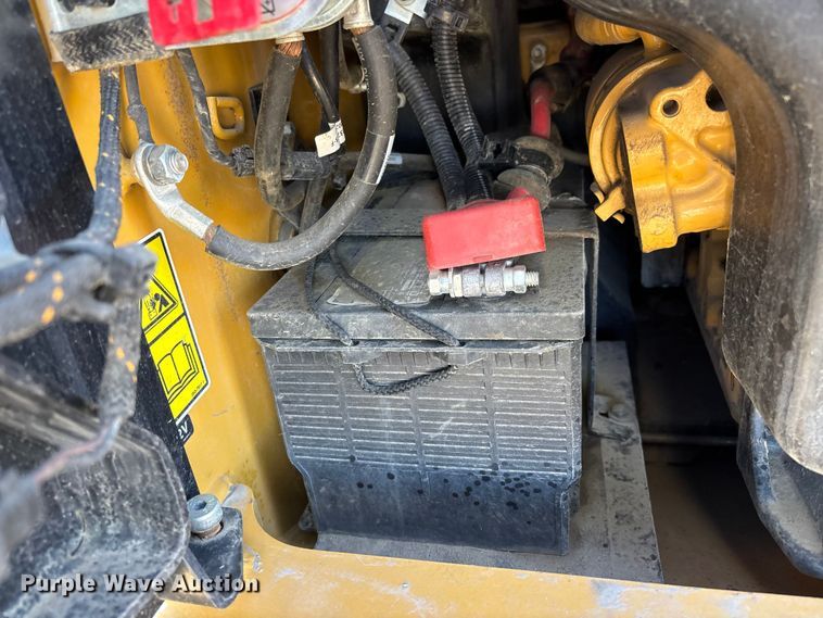 image for item YA2916 2024 Caterpillar 289D3 tracked skid steer loader