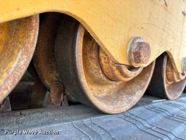 image for item YA2916 2024 Caterpillar 289D3 tracked skid steer loader