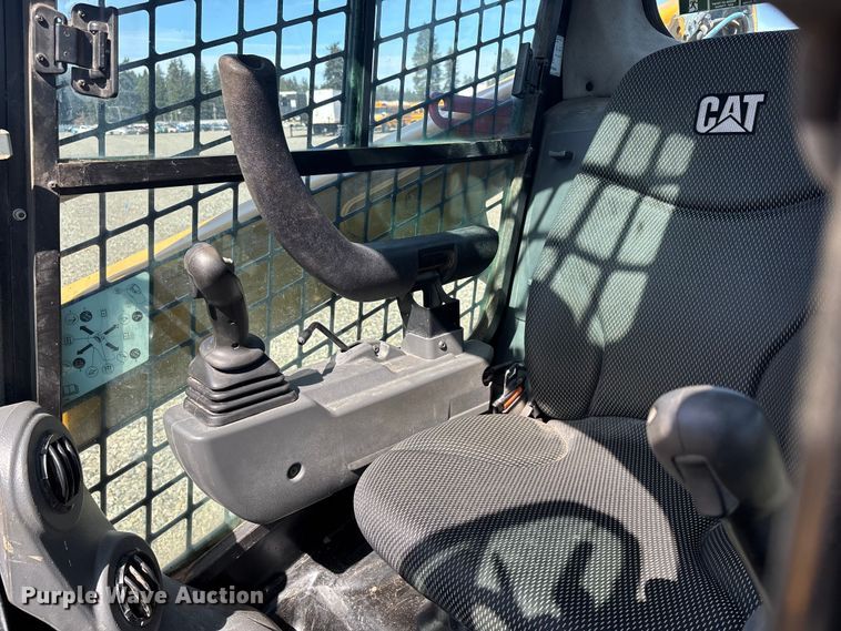 image for item YA2917 2022 Caterpillar 262D3 skid steer loader